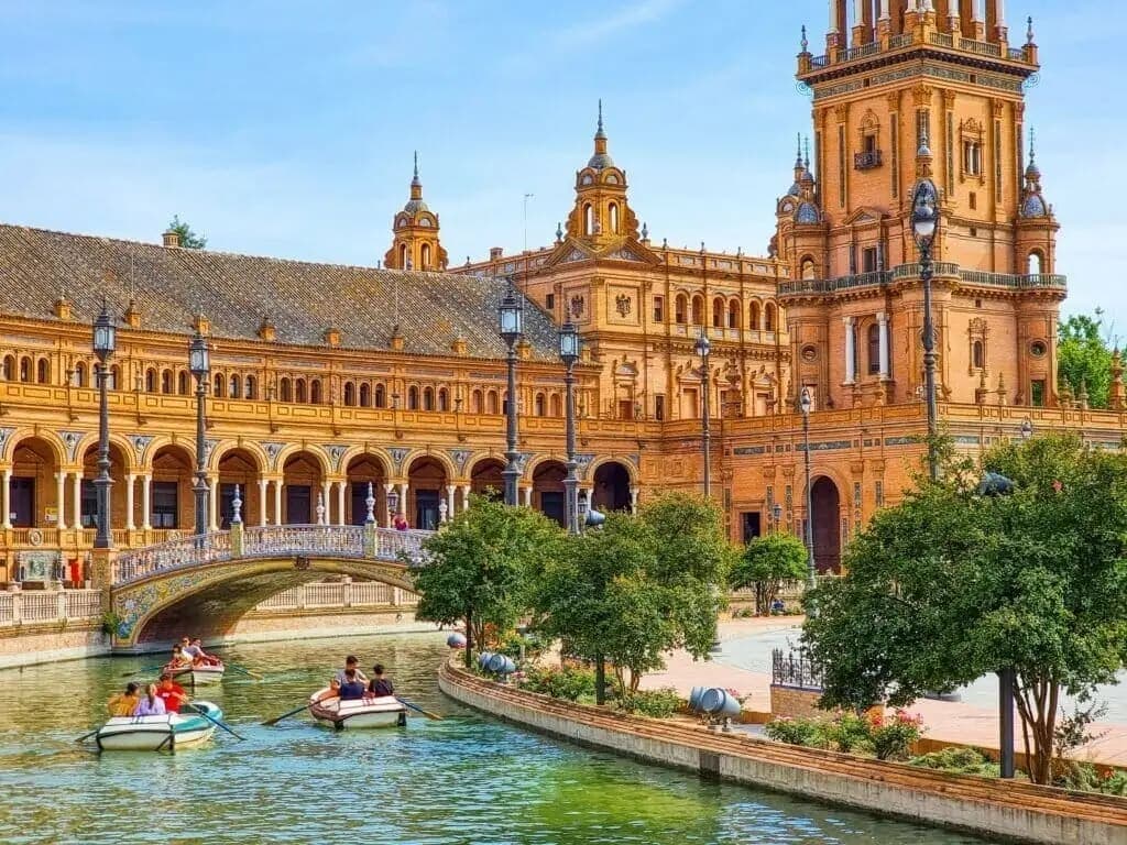 Seville Travel Guide: What to do in Seville Spain?