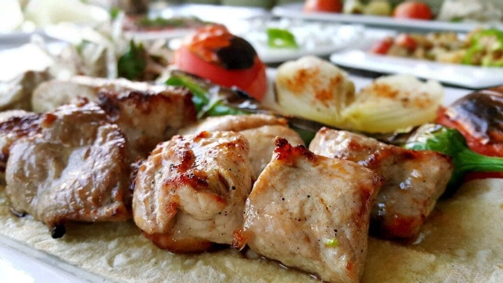 National Food of Turkey : Traditional Turkish Food (Kebab)