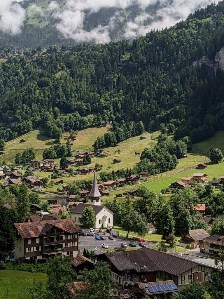 Lauterbrunnen Day Trip from Zurich- Free tour guide